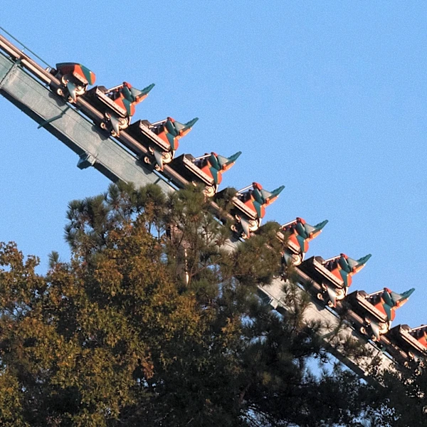 A man died on a Six Flags ride. Witnesses recount terrifying ordeal