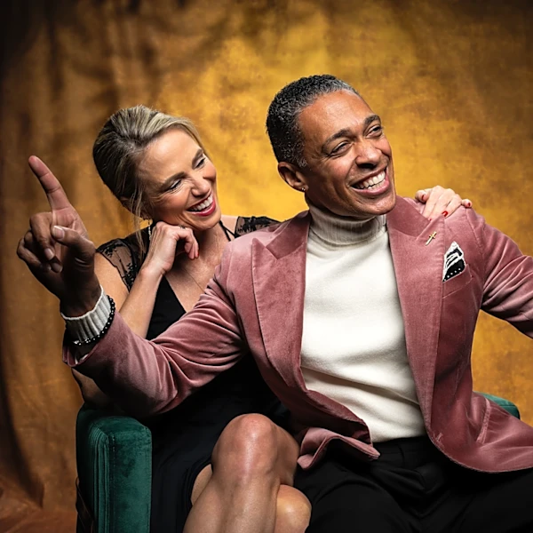 T.J. Holmes and Amy Robach marry 4 years after 'GMA' scandal