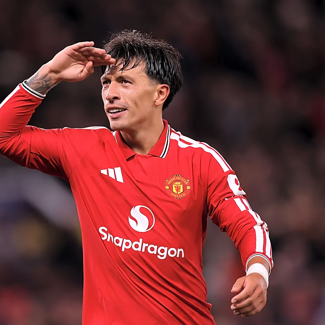 Man United's Lisandro Martinez issues statement after explosive interview
