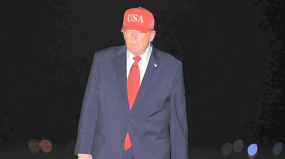 Trump approval sinks to new low in Fox News poll