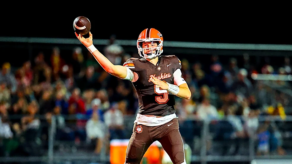 Why Kentucky football commit Jake Nawrot's unusual path could pay off in Lexington