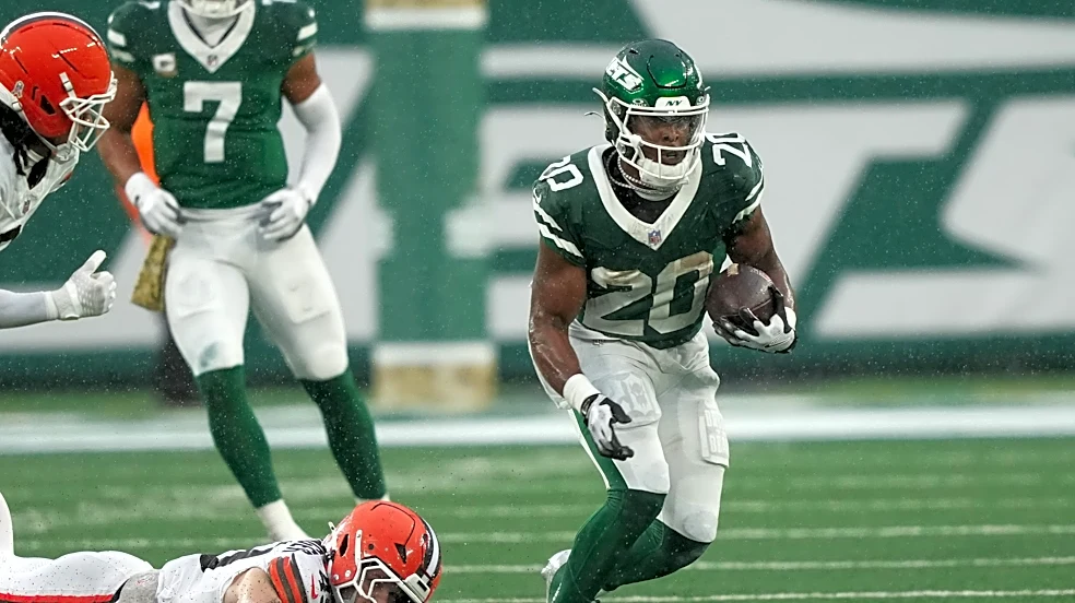 Breece Hall, Adonai Mitchell out for Week 6