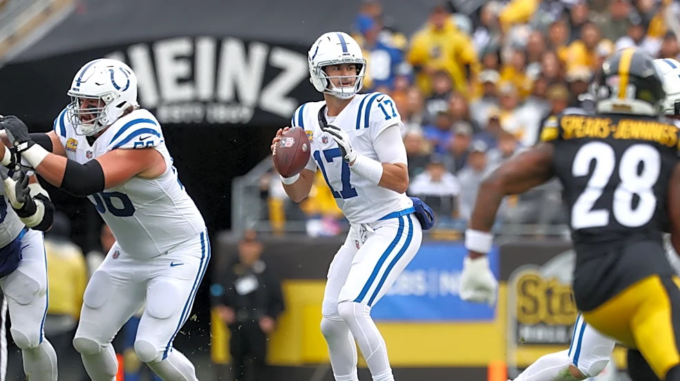 Daniel Jones expected to play despite injury