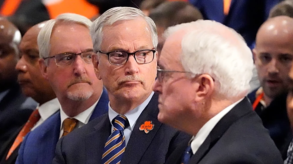 Chicago Bears chairman George McCaskey takes surprising role at flag football game