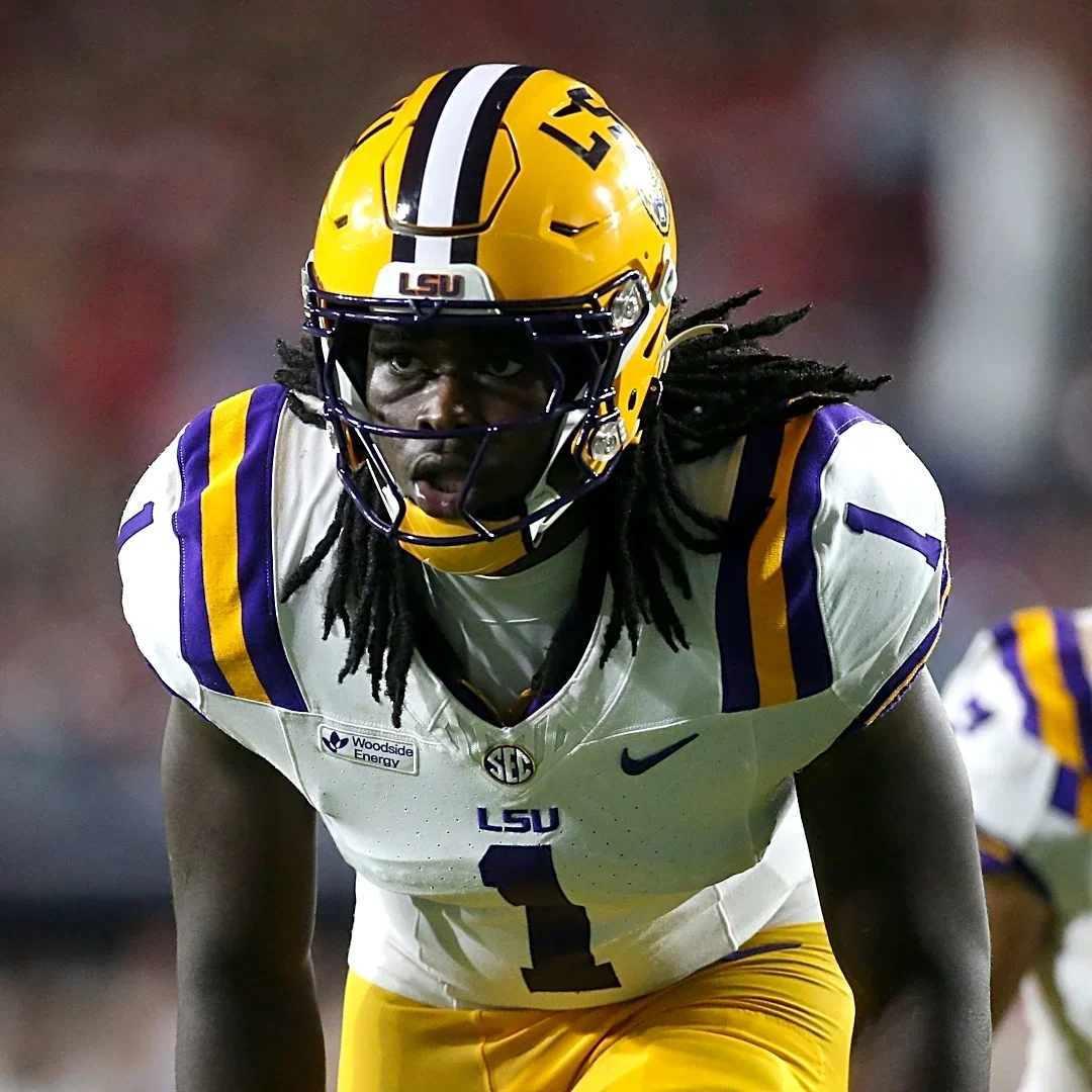 Princewill Umanmielen injury updates: LSU DL enters tent with upper body injury