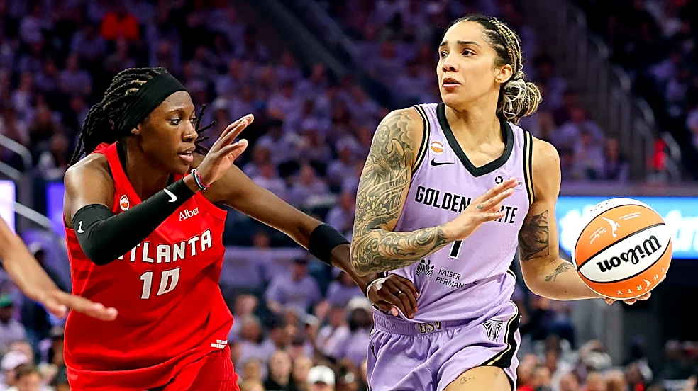 Golden State Valkyries star Gabby Williams hurt in WNBA Finals Game 1