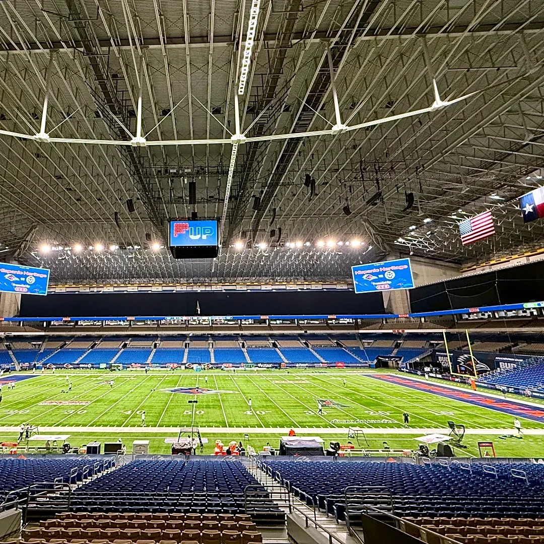 Military officer falls from Alamodome rafters before UTSA-Navy game