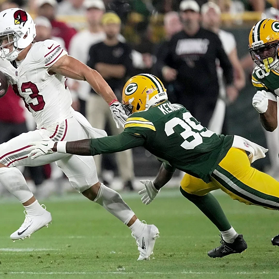 Arizona elevates Evan Hull