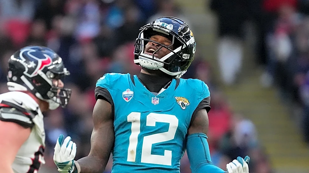 Travis Hunter first player since 2002 to pull off this two-way NFL feat