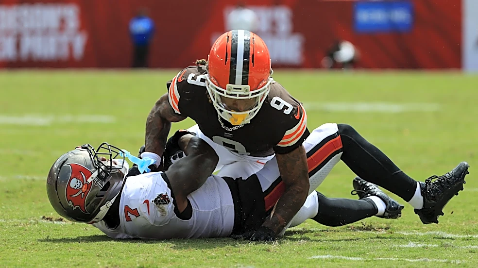 Grant Delpit suffers concussion in Week 6