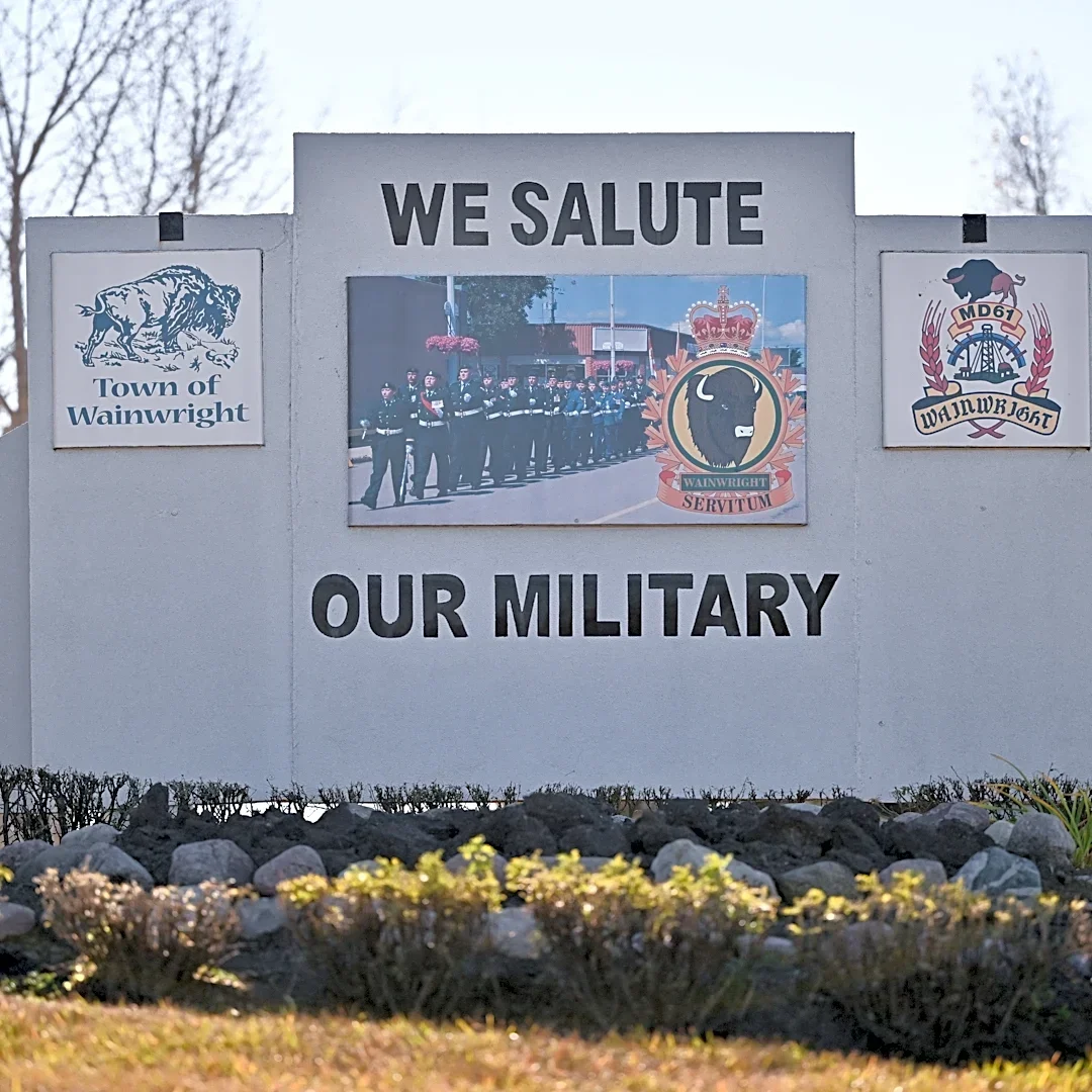 At least 4 dead after 'violent' fire at Canadian military base