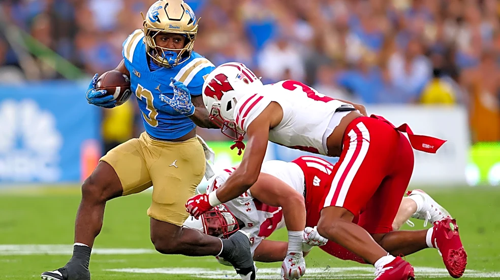 UCLA's resurgence continues. The polls are starting to take notice