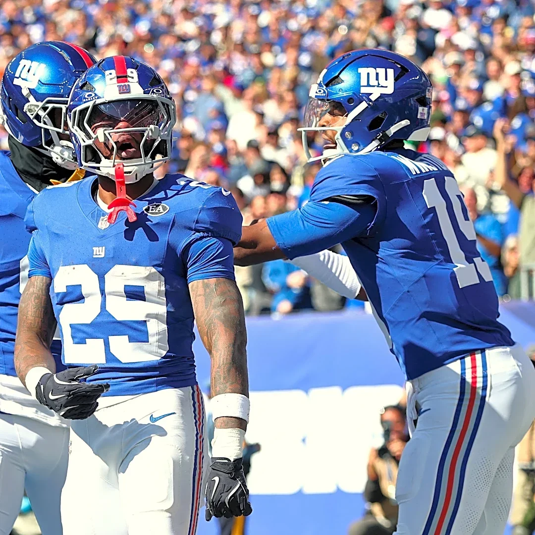 Tyrone Tracy Jr. accounts for two touchdowns in Week 6