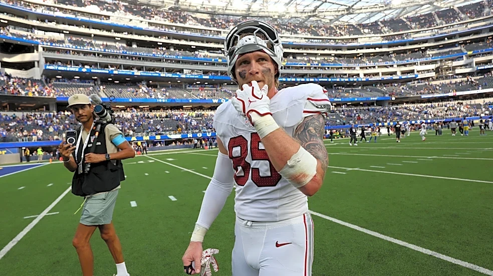 Seven grabs for Trey McBride in Week 6 win