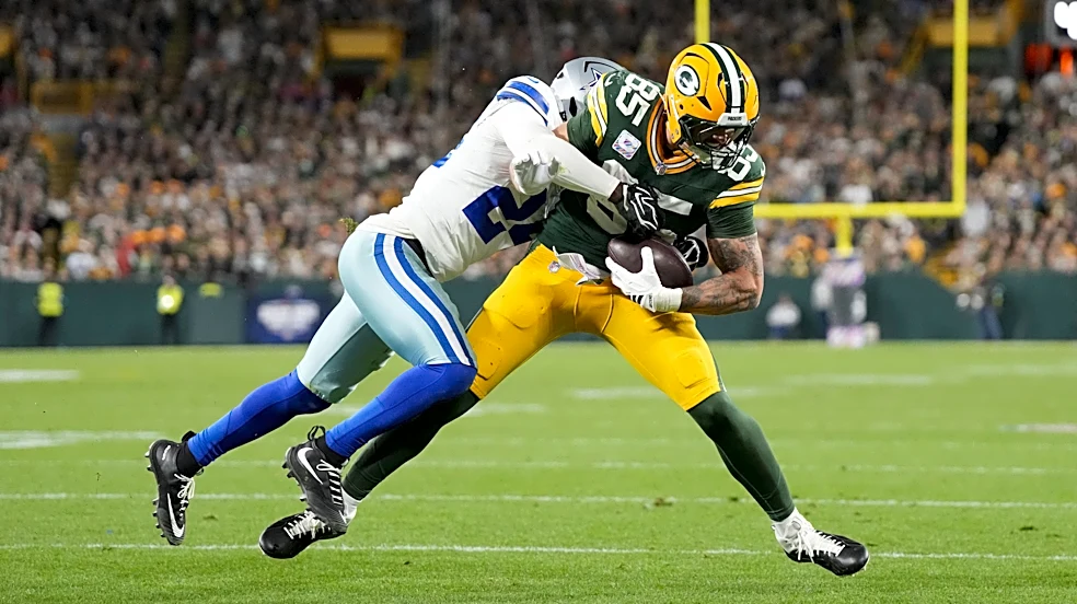 Tucker Kraft injury update as Packers TE leaves 'SNF' vs Cowboys