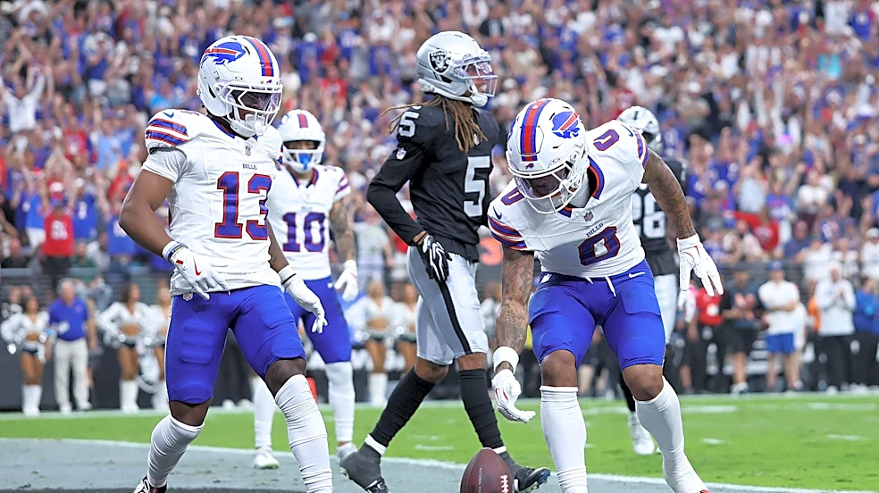 Keon Coleman finds end zone in Las Vegas