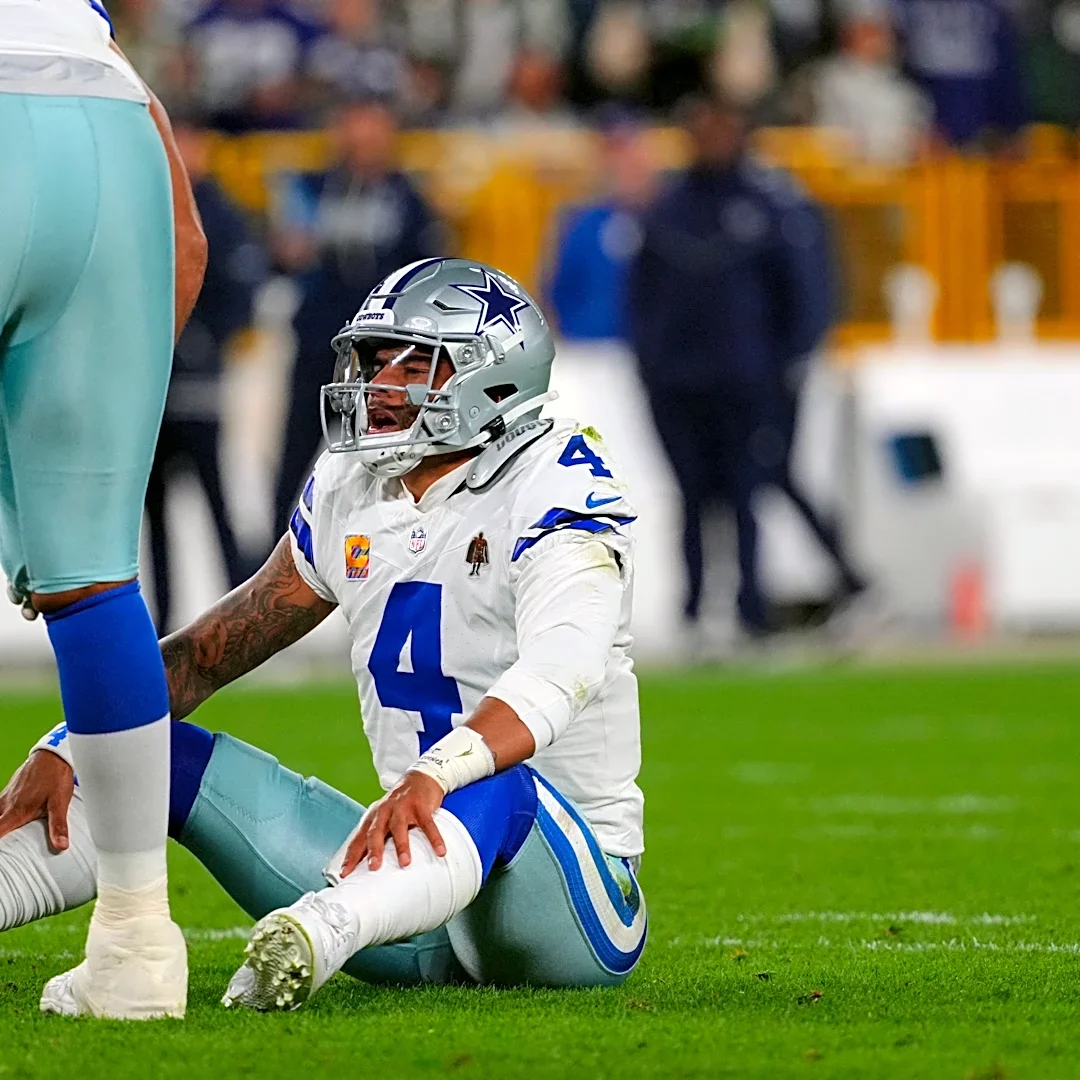 Tough night for Dak Prescott in loss at Lambeau