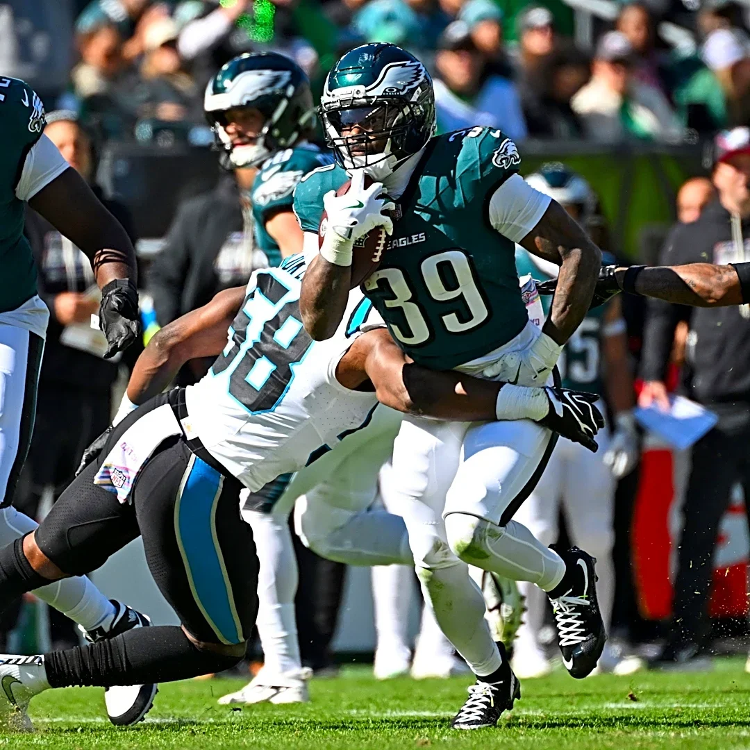 Dameon Pierce churns out 50 total yards and a score in Week 6