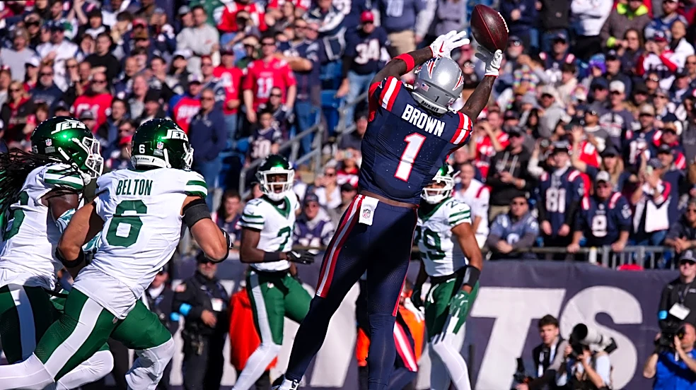 A.J. Brown targeted 10 times in return vs. NY Jets