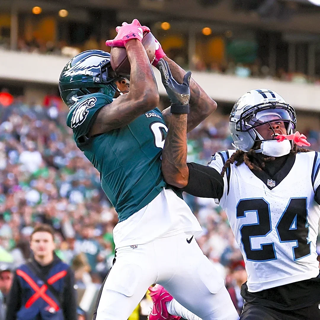 DeVonta Smith posts 75 yards and a score following two-week absence