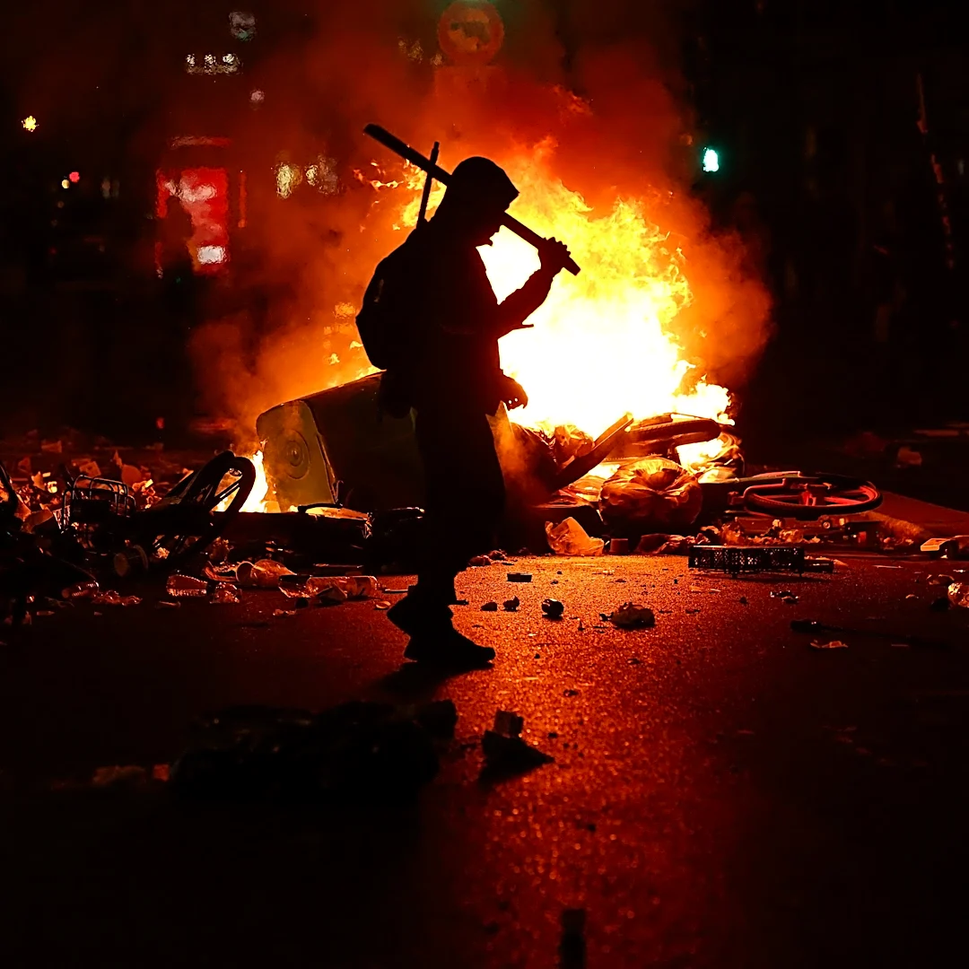 PSG-Barcelona to go ahead despite violent protests in France, minister says