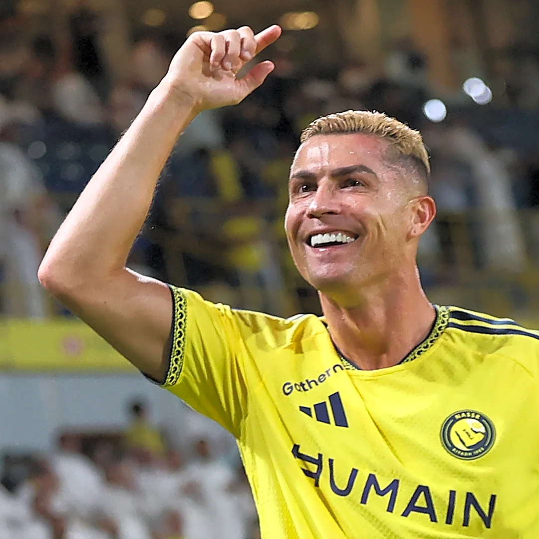 Who is the best-paid soccer player? Ronaldo, Messi battle atop Forbes Rich List