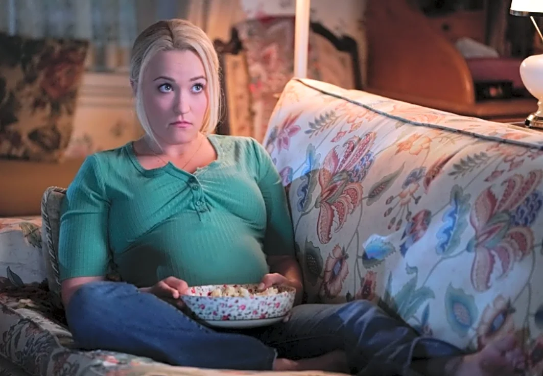 'Young Sheldon's Emily Osment reveals real pain from fake pregnancy | Exclusive