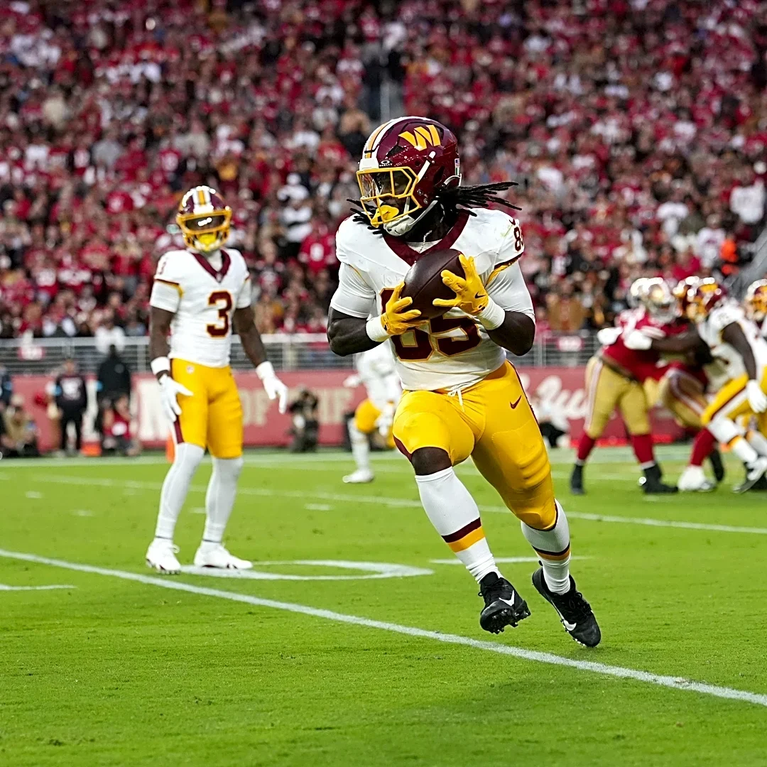 Chig Okonkwo leads team in receiving
