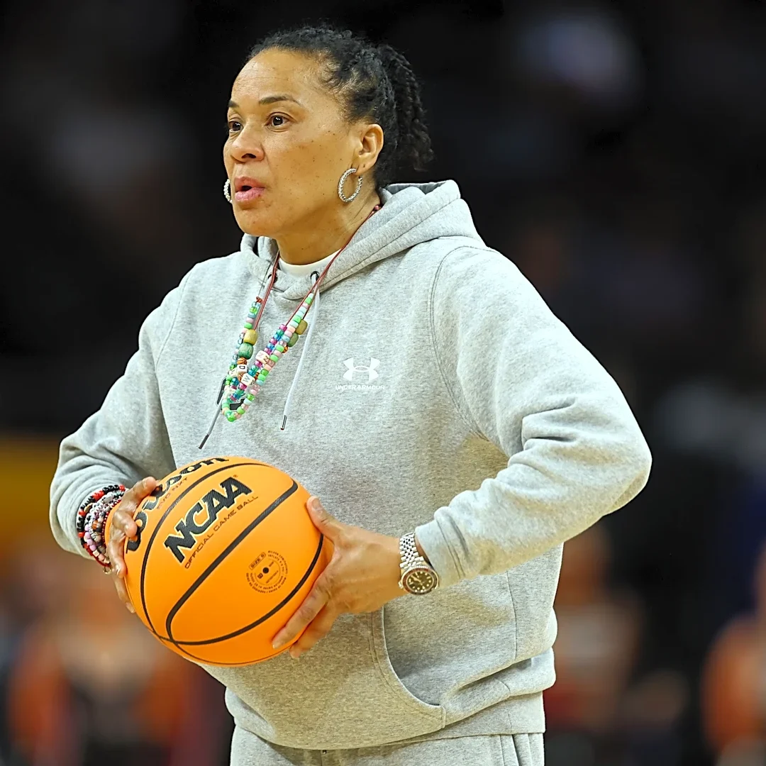 South Carolina leads women's basketball preseason coaches poll. See where UConn, USC others rank