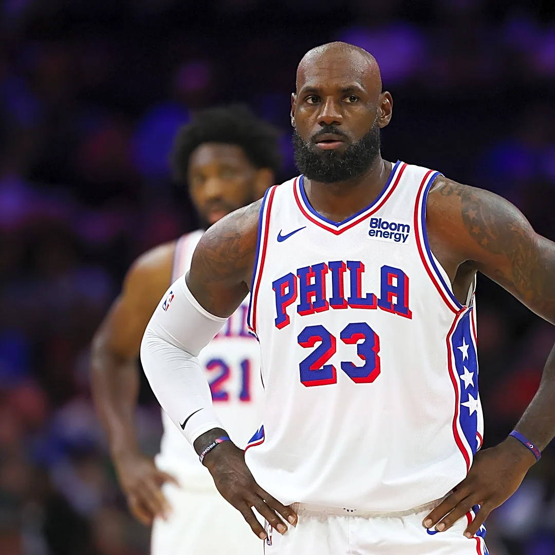 Knicks celebrate championship ahead of NBA opener vs 76ers: Live updates