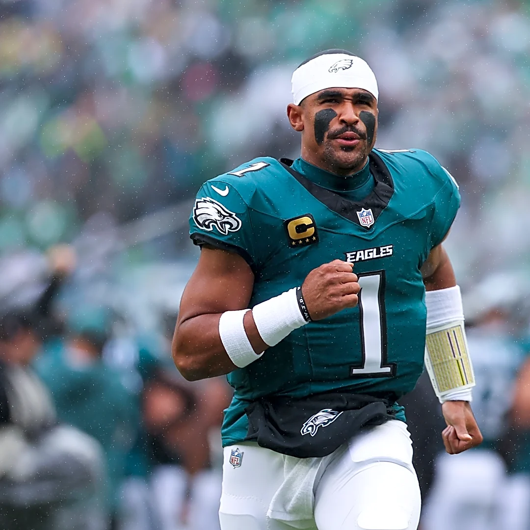 Top NFL doctor pans 'nonsense' criticism of Jalen Hurts' blood clot care