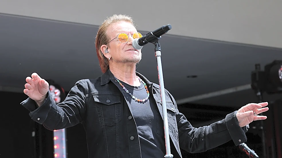 Bono says he has 'no problem' with rich people paying more for U2 tickets
