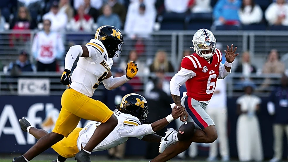 College football picks: Week 8 expert predictions, odds for every top 25 game