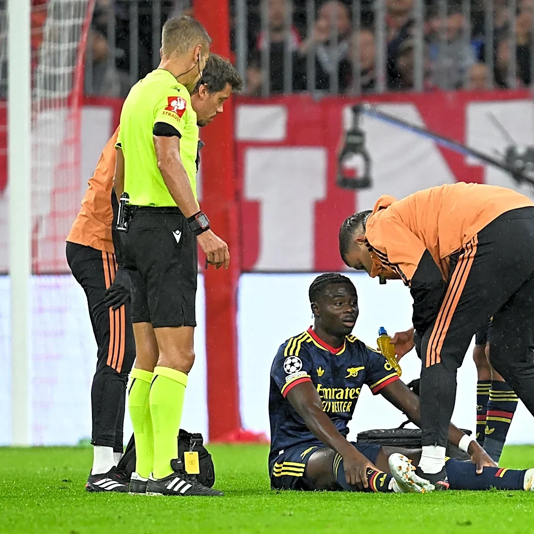 Bukayo Saka injury update: Arsenal star goes down vs Bayern Munich