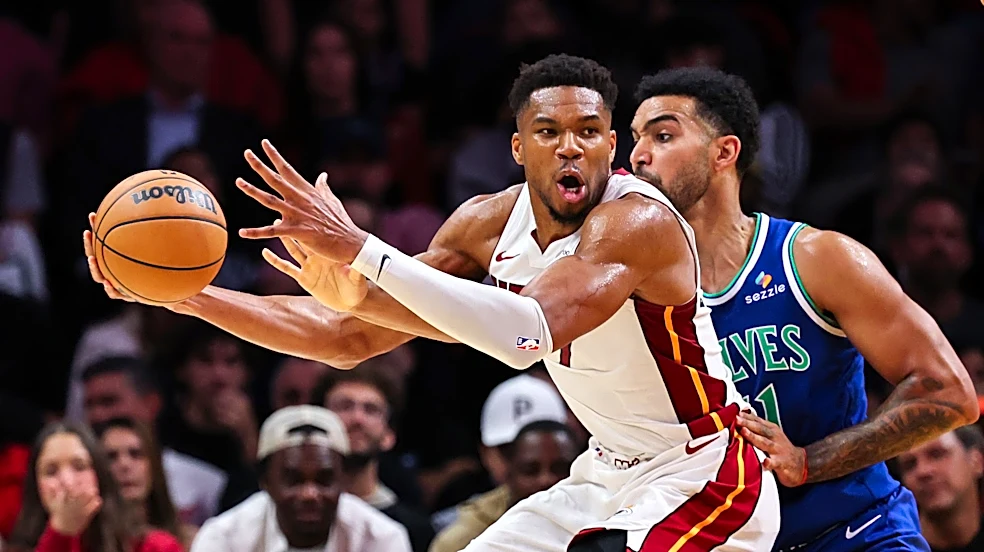 Giannis erupts in Heat debut: Live updates, highlights vs. Timberwolves