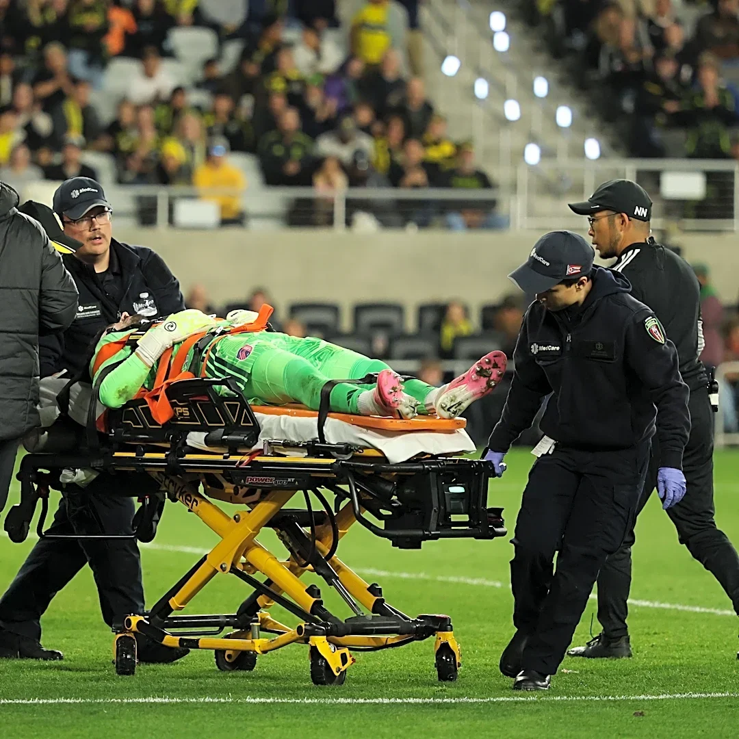 St. Louis City goalkeeper Roman Bürki stretchered off with head injury in Open Cup final