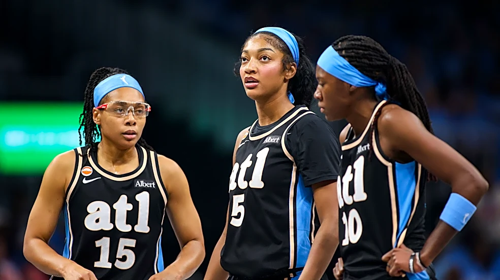 This Angel Reese no-look pass to Rhyne Howard could have been epic WNBA Finals highlight