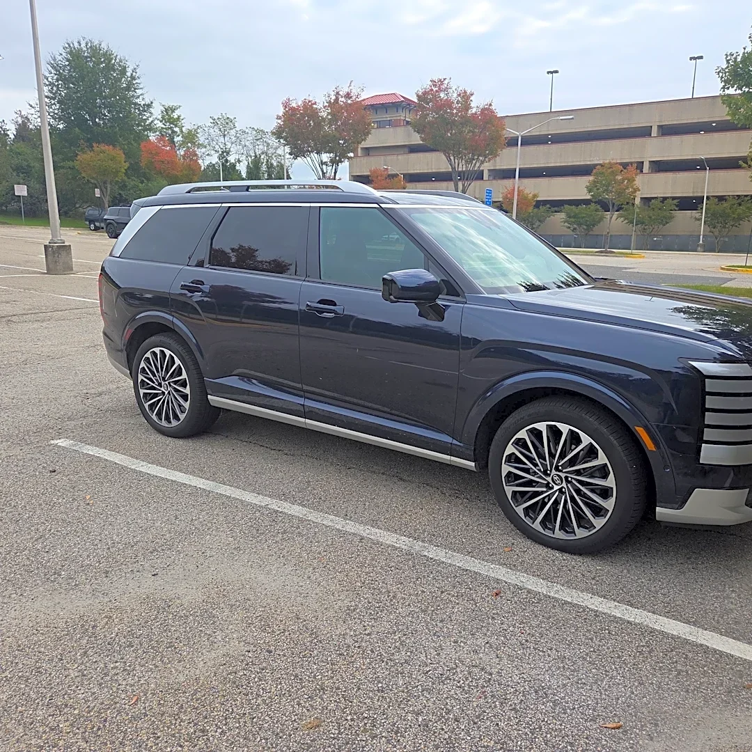 The Hyundai Palisade is one of the cheapest hybrid SUVs. I tested it