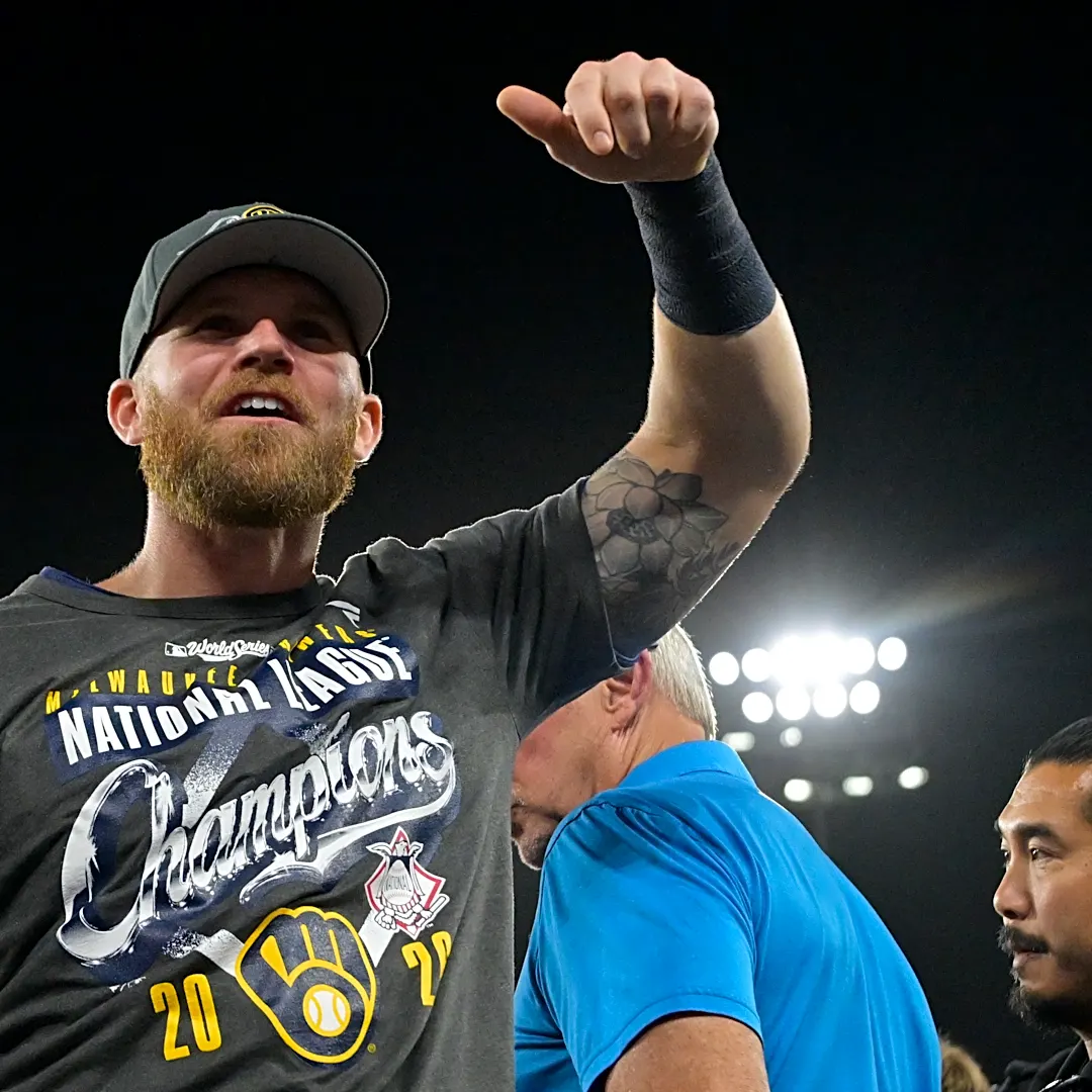 Brewers vs Rays World Series Game 1 ticket prices have dropped $400