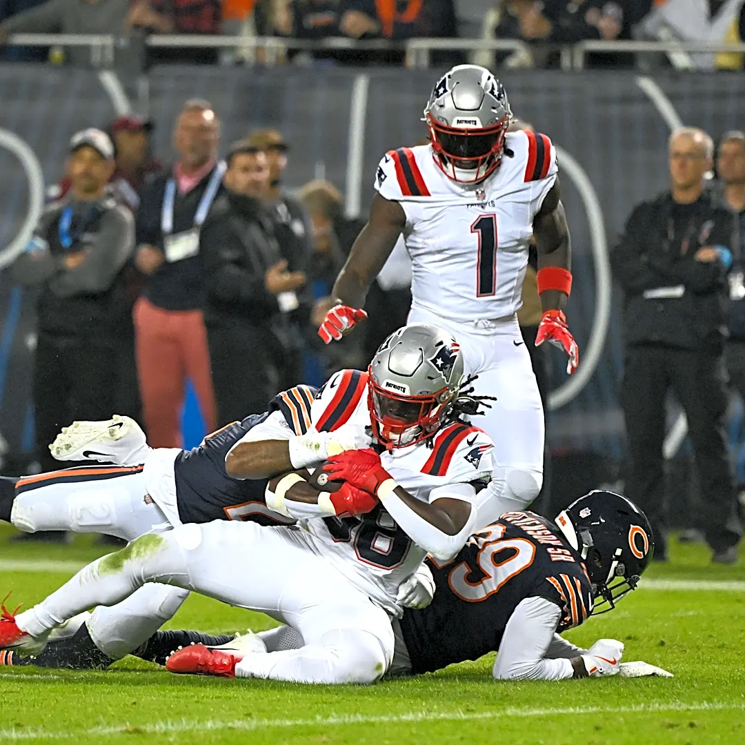 Rhamondre Stevenson scores improbable touchdown in Week 7
