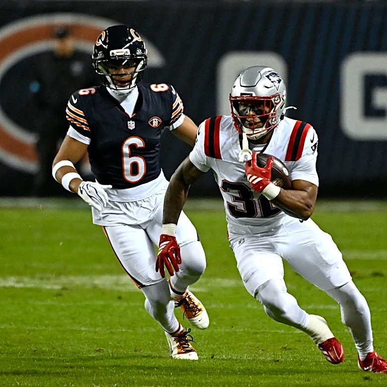 TreVeyon Henderson invisible on Thursday night