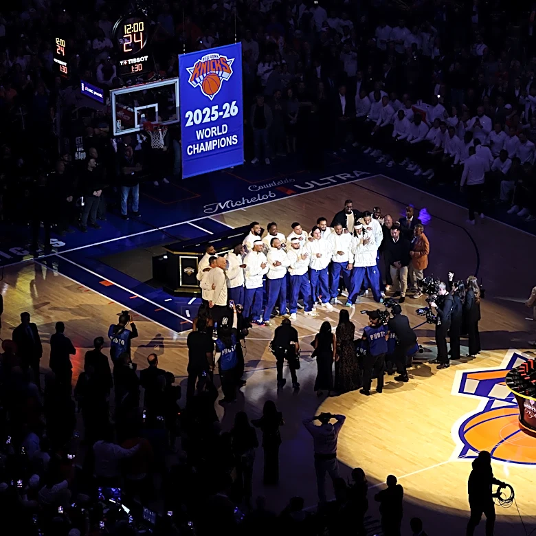 Knicks assistants didn't get rings (yet), just empty boxes on opening night: Report