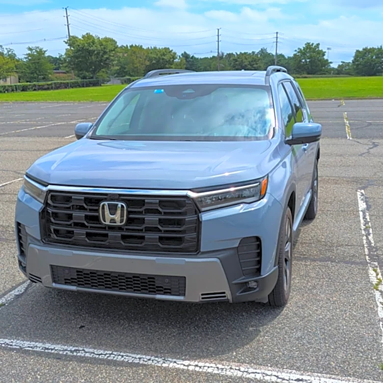 Ranking the best three-row midsize SUVs I've tested in 2026