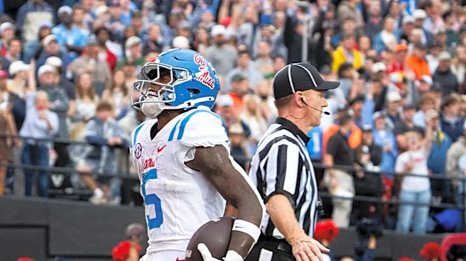 Kewan Lacy injury update: Ole Miss RB hurts shoulder in Texas gang tackle
