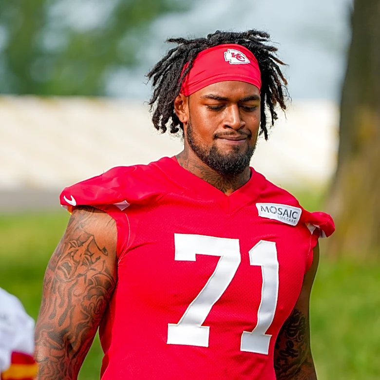 Andy Reid, Patrick Mahomes asked Chiefs lineman to leave team meeting: Report