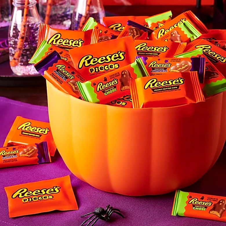 This Reese’s pumpkin bowl is back on sale just in time for Halloween