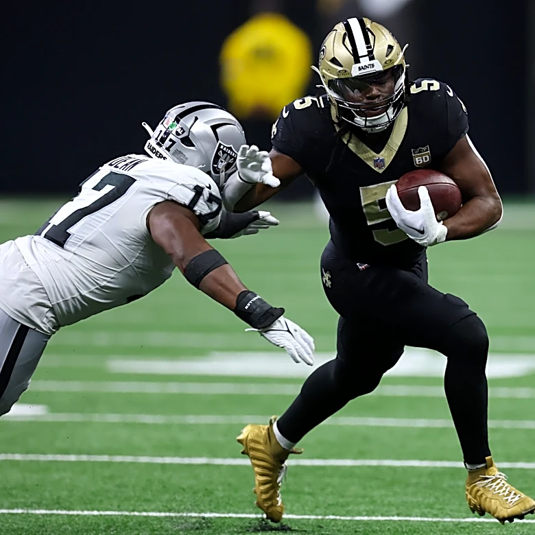 Kendre Miller unable to get going in Paris in Week 7