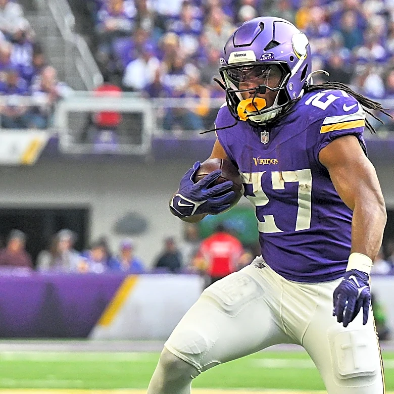 Jordan Mason leads backfield with 68 yards in Week 7 return