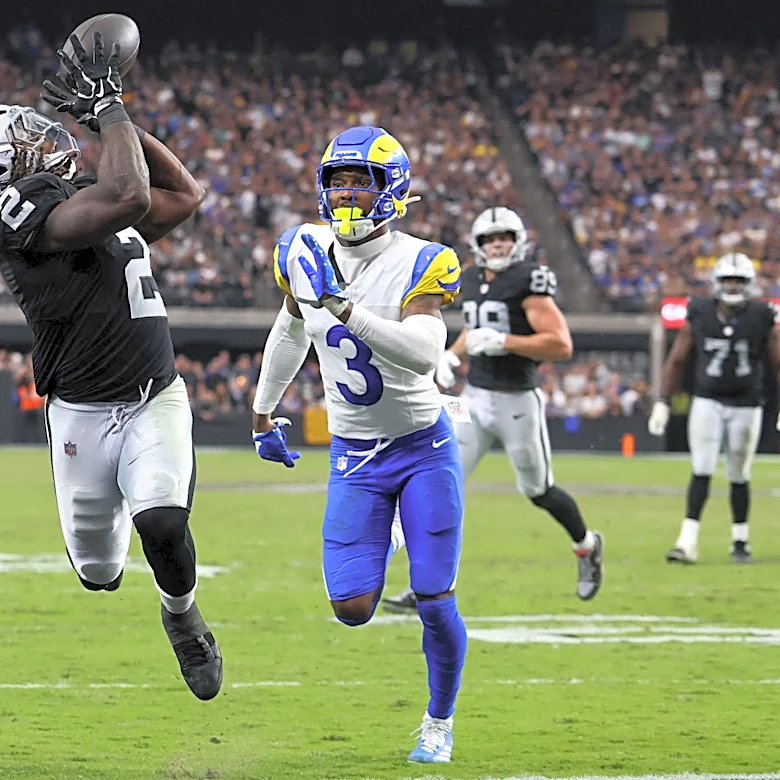 Ashton Jeanty catches TD in Week 7 loss