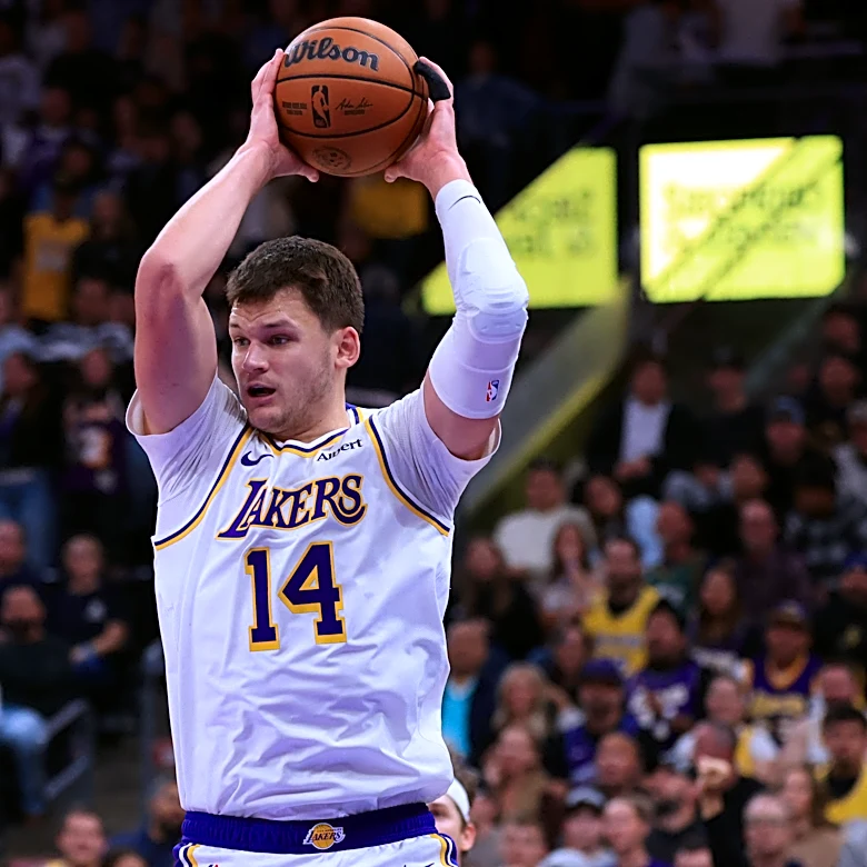 Walker Kessler makes Utah return in LA Lakers' win over Jazz
